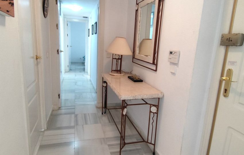 R4899049-Apartment-For-Sale-Nueva-Andalucia-Middle-Floor-3-Beds-122-Built-1