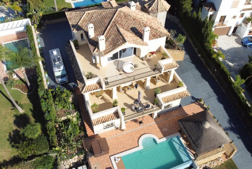 R4901698-Villa-For-Sale-Nueva-Andalucia-Detached-4-Beds-654-Built-19