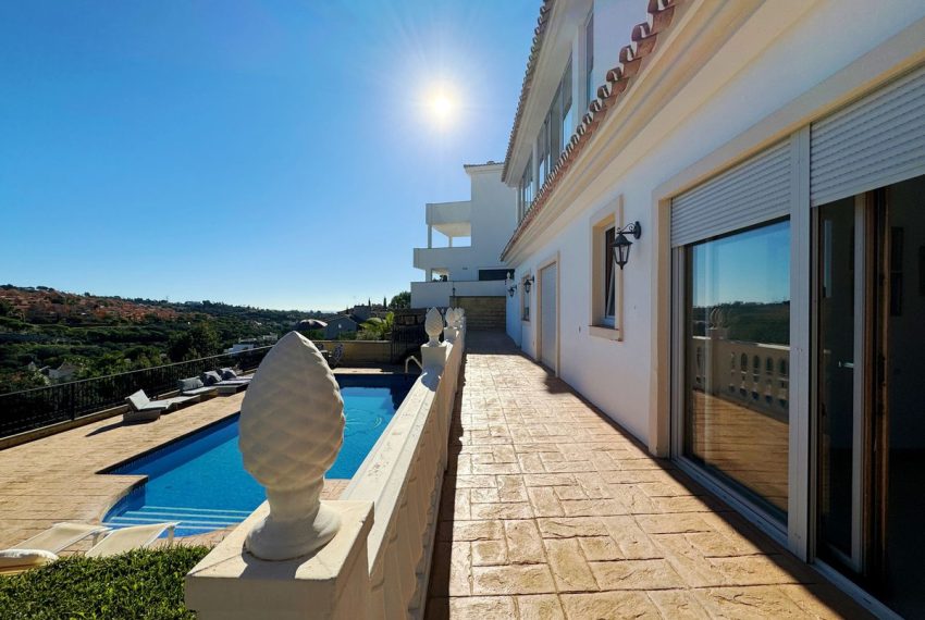 R4902220-Villa-For-Sale-Elviria-Detached-8-Beds-543-Built-7