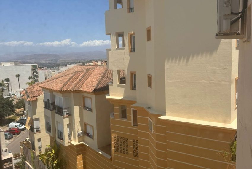 R4904473-Apartment-For-Sale-Coin-Penthouse-2-Beds-157-Built