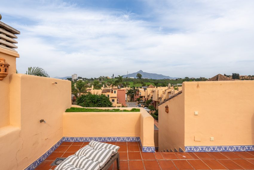 R4904860-Townhouse-For-Sale-Nueva-Andalucia-Terraced-4-Beds-366-Built-14