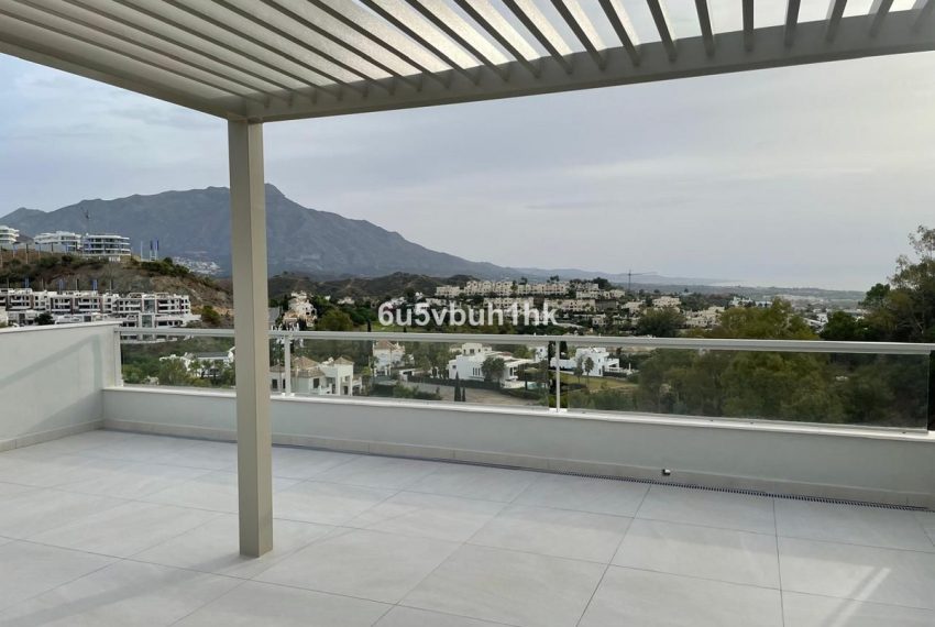 R4904974-Apartment-For-Sale-La-Quinta-Penthouse-3-Beds-101-Built-3