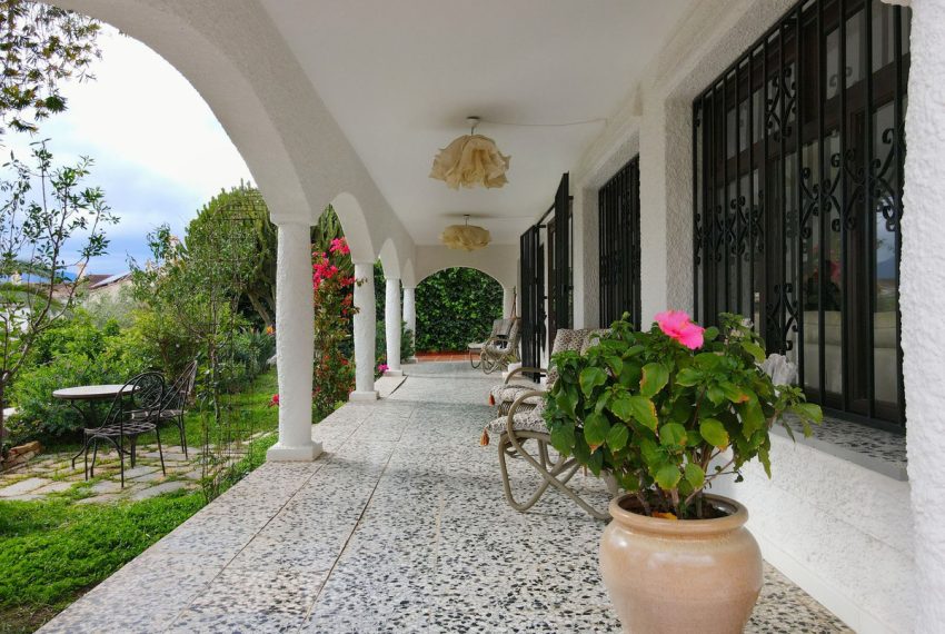 R4905673-Villa-For-Sale-Coin-Detached-4-Beds-262-Built-4