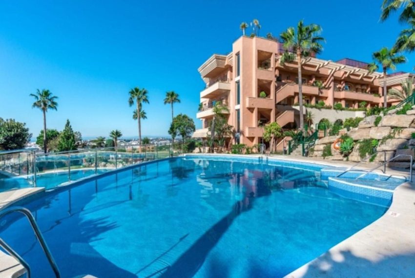 R4905910-Apartment-For-Sale-Nueva-Andalucia-Middle-Floor-2-Beds-104-Built-2