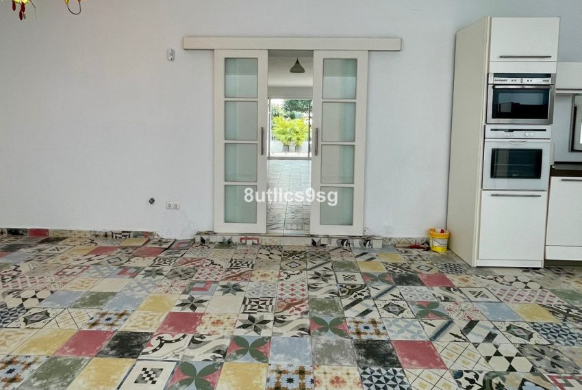 R4907056-Apartment-For-Sale-Nueva-Andalucia-Ground-Floor-3-Beds-144-Built-11