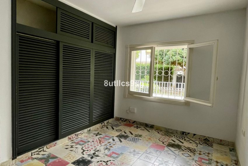 R4907056-Apartment-For-Sale-Nueva-Andalucia-Ground-Floor-3-Beds-144-Built-13