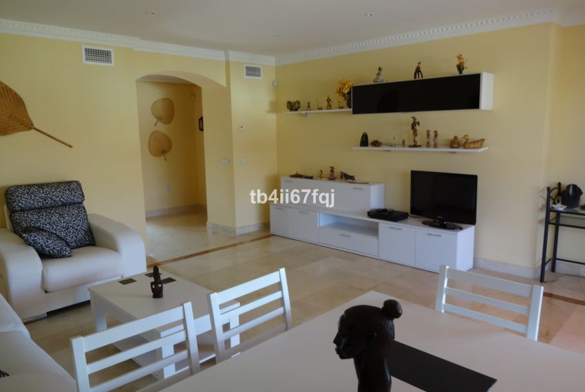 R2027502-Apartment-For-Sale-Benahavis-Penthouse-2-Beds-117-Built-2