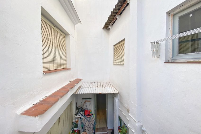 R3332302-Townhouse-For-Sale-Marbella-Terraced-5-Beds-129-Built-6