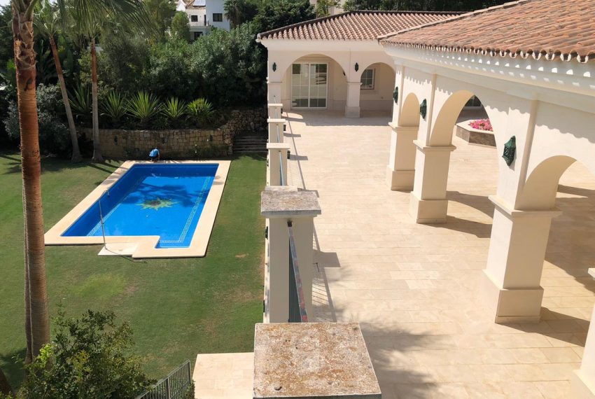 R3878467-Villa-For-Sale-Los-Arqueros-Detached-7-Beds-1312-Built-4