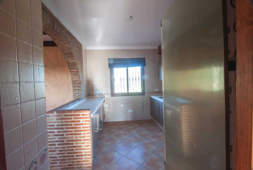 R3909925-Villa-For-Sale-Estepona-Finca-6-Beds-296-Built-8