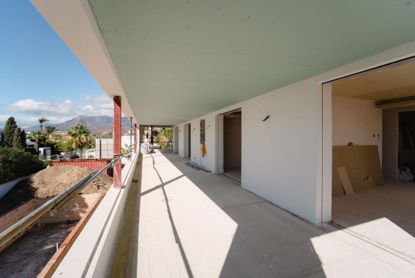 R4183114-Villa-For-Sale-Las-Chapas-Detached-4-Beds-190-Built-15