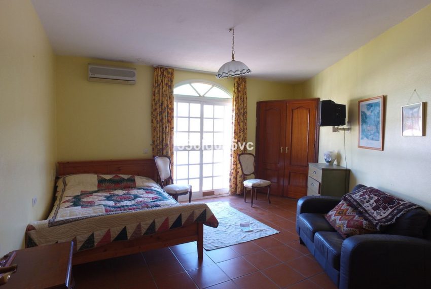 R4306633-Apartment-For-Sale-Benahavis-Duplex-5-Beds-154-Built-8