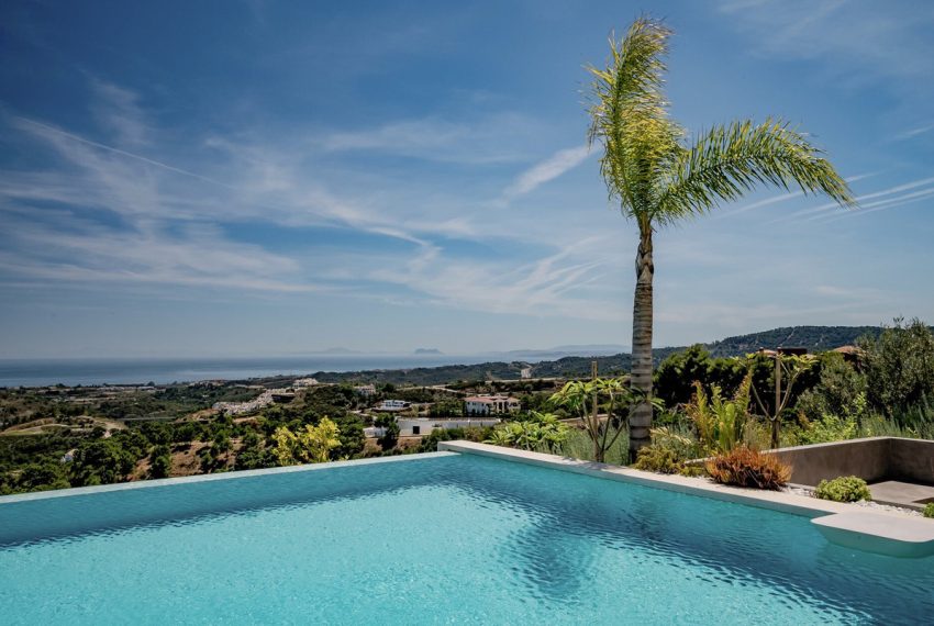 R4349665-Villa-For-Sale-Benahavis-Detached-7-Beds-1580-Built-13