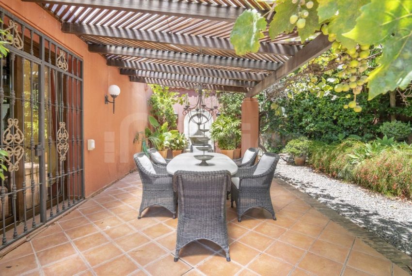 R4369807-Villa-For-Sale-Marbella-Detached-3-Beds-420-Built-8