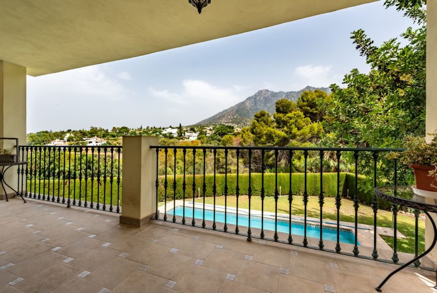 R4372357-Villa-For-Sale-Marbella-Detached-6-Beds-595-Built-17