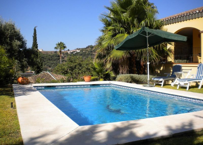 R4376122-Villa-For-Sale-Estepona-Detached-3-Beds-190-Built-3