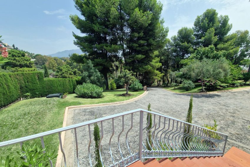 R4378351-Villa-For-Sale-Benahavis-Detached-5-Beds-659-Built-7