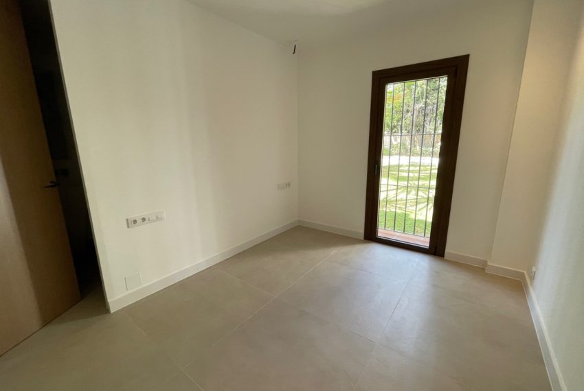 R4411495-Apartment-For-Sale-Nueva-Andalucia-Ground-Floor-3-Beds-160-Built-5