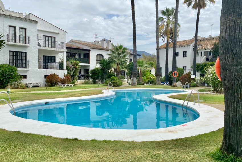 R4411495-Apartment-For-Sale-Nueva-Andalucia-Ground-Floor-3-Beds-160-Built