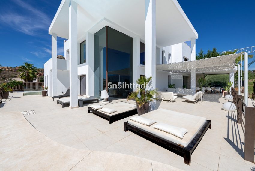 R4436629-Villa-For-Sale-Benahavis-Detached-8-Beds-1089-Built-6