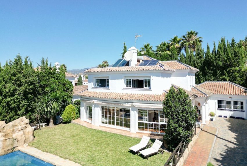 R4439986-Villa-For-Sale-Mijas-Golf-Detached-4-Beds-230-Built-8