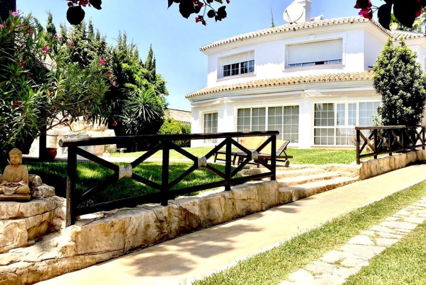 R4439986-Villa-For-Sale-Mijas-Golf-Detached-4-Beds-230-Built