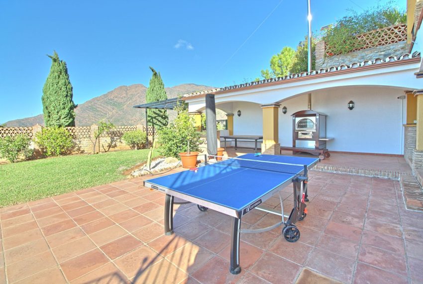 R4502134-Villa-For-Sale-Estepona-Finca-5-Beds-465-Built-4