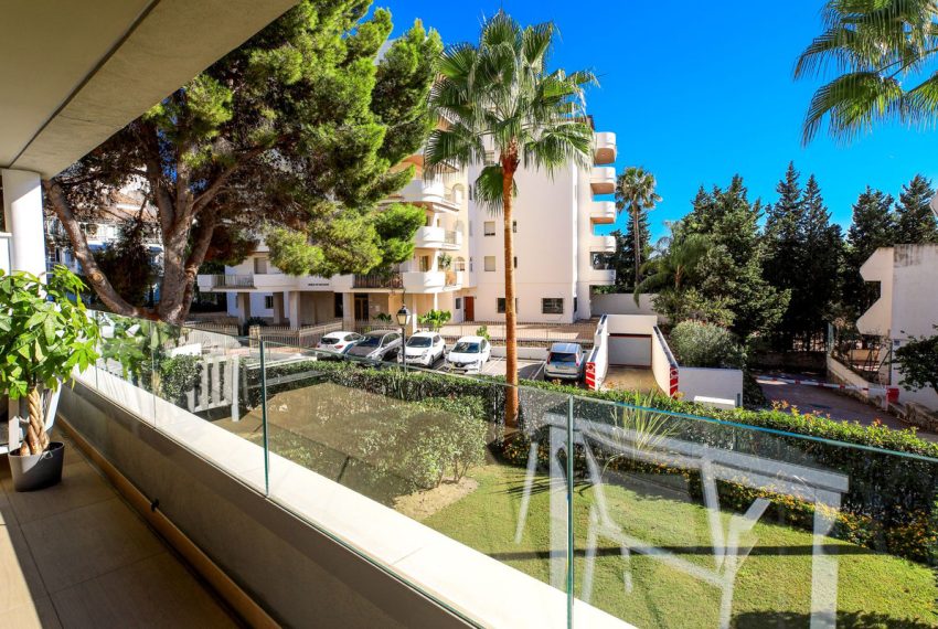 R4593799-Apartment-For-Sale-Nueva-Andalucia-Middle-Floor-2-Beds-107-Built-17