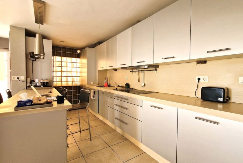 R4620496-Apartment-For-Sale-Nueva-Andalucia-Middle-Floor-2-Beds-96-Built-3