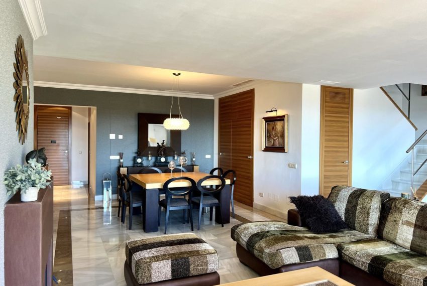 R4622590-Apartment-For-Sale-Monte-Halcones-Penthouse-Duplex-3-Beds-200-Built-15