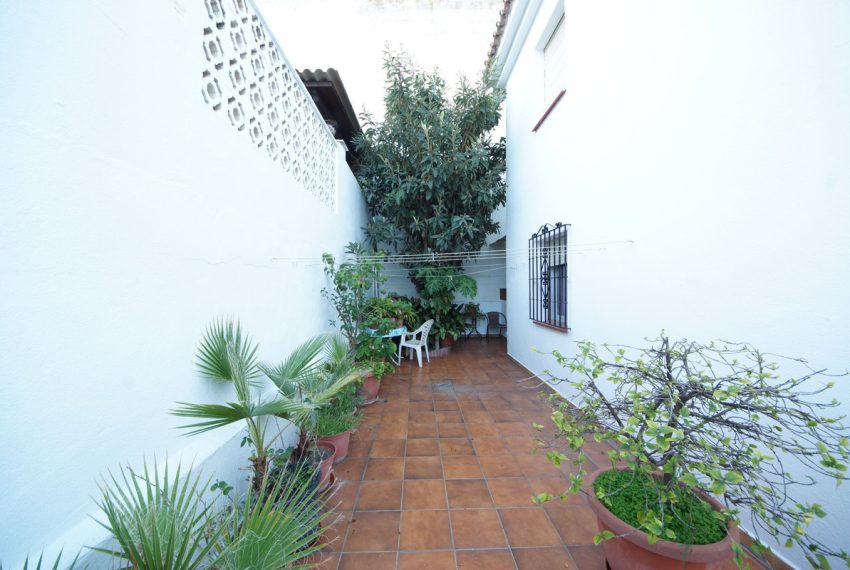 R4677145-Townhouse-For-Sale-San-Pedro-de-Alcantara-Terraced-6-Beds-227-Built-4