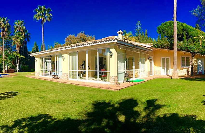 R4687141-Villa-For-Sale-Elviria-Detached-6-Beds-690-Built-10