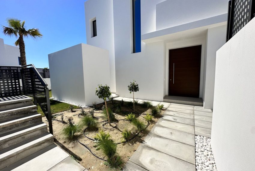 R4688434-Villa-For-Sale-Rio-Real-Detached-3-Beds-365-Built-10