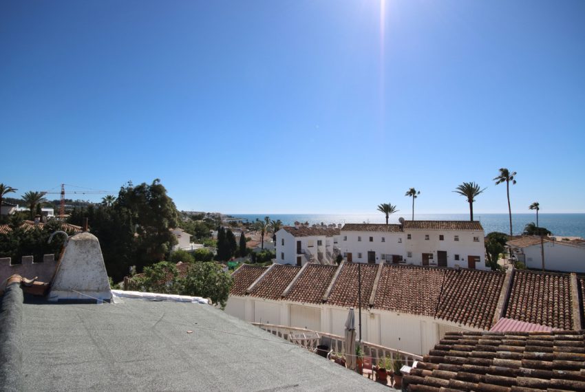 R4694107-Villa-For-Sale-La-Cala-de-Mijas-Detached-6-Beds-300-Built