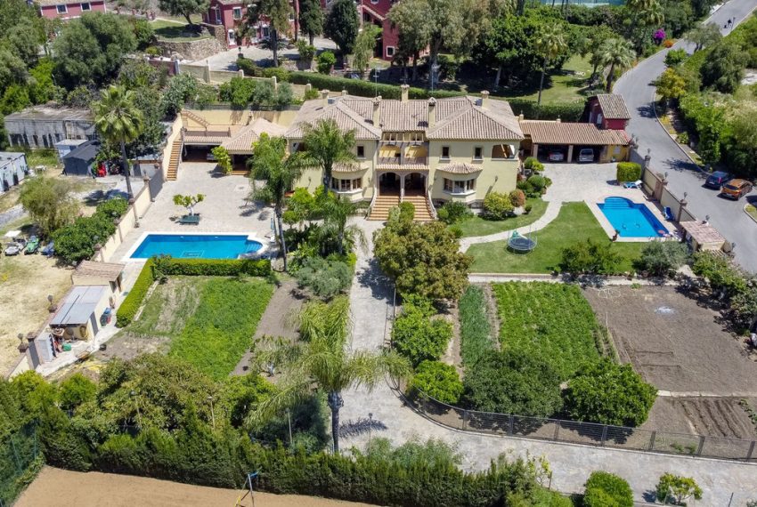 R4721041-Villa-For-Sale-Benahavis-Detached-10-Beds-1099-Built-6