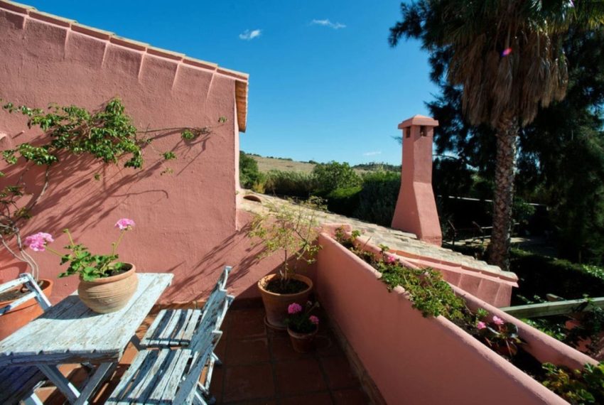 R4732207-Villa-For-Sale-Estepona-Finca-3-Beds-119-Built-10