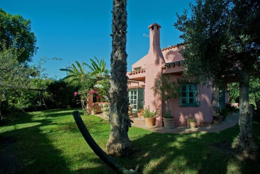 R4732207-Villa-For-Sale-Estepona-Finca-3-Beds-119-Built-11