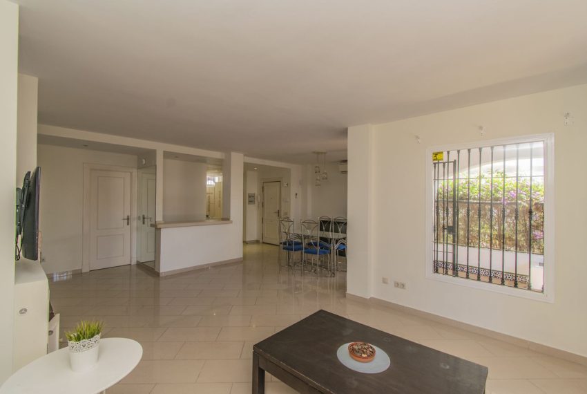 R4732495-Apartment-For-Sale-Nueva-Andalucia-Ground-Floor-3-Beds-127-Built-3