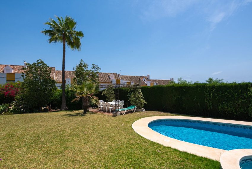 R4746721-Villa-For-Sale-Estepona-Detached-3-Beds-242-Built-9