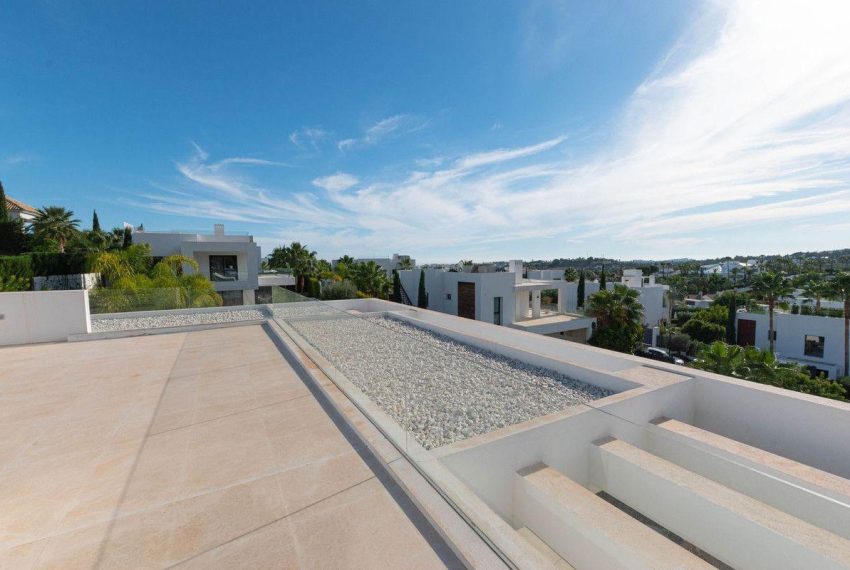 R4748365-Villa-For-Sale-Nueva-Andalucia-Detached-6-Beds-497-Built-9