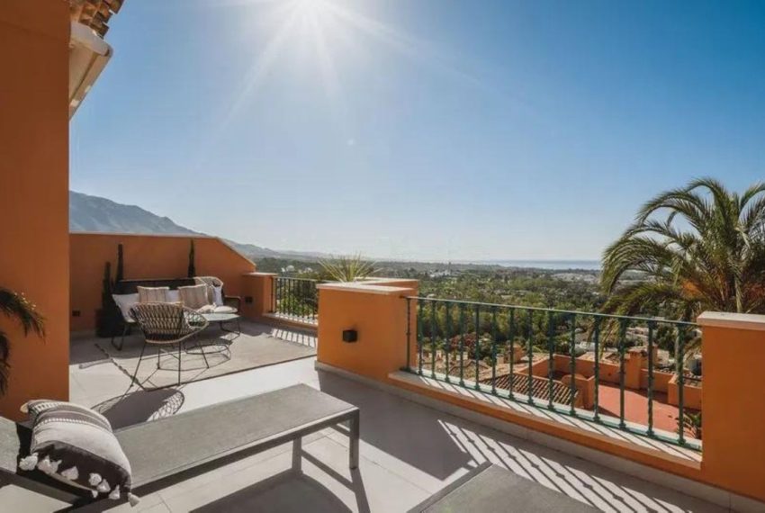 R4794097-Apartment-For-Sale-Nueva-Andalucia-Penthouse-Duplex-3-Beds-290-Built-1