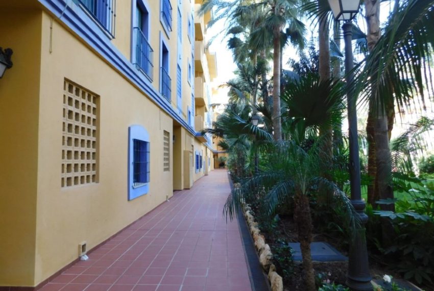 R4810267-Apartment-For-Sale-San-Pedro-de-Alcantara-Ground-Floor-2-Beds-91-Built-19