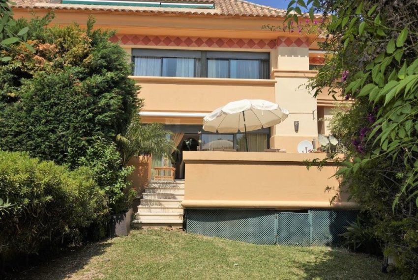 R4827244-Apartment-For-Sale-Nueva-Andalucia-Ground-Floor-2-Beds-130-Built-14