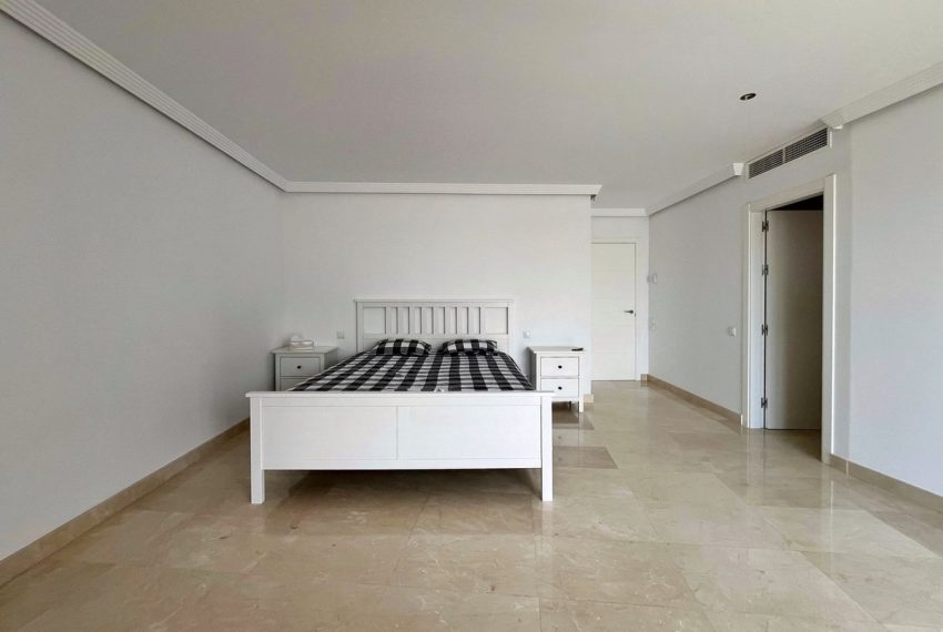 R4837657-Apartment-For-Sale-Marbella-Penthouse-3-Beds-233-Built-17