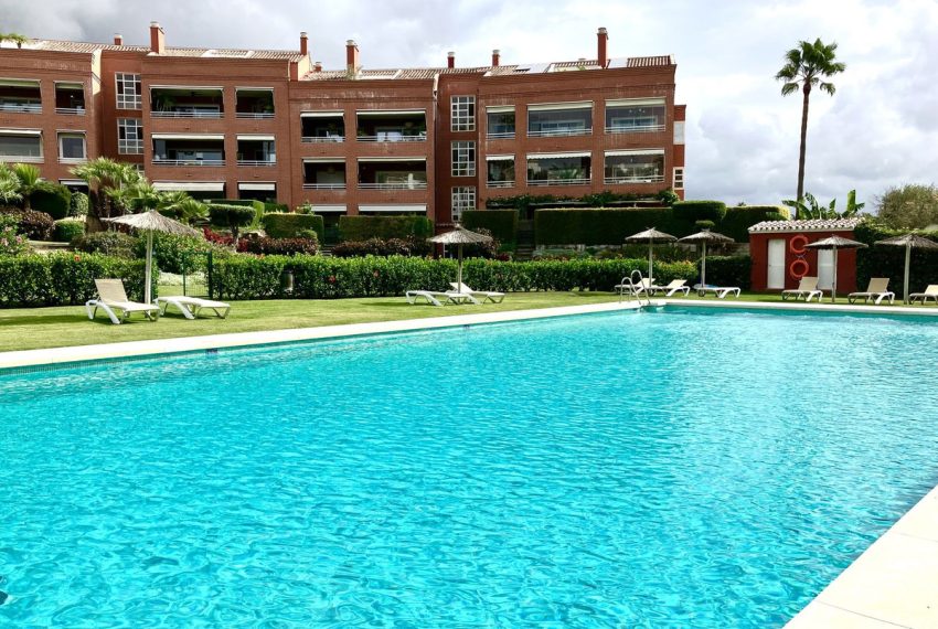 R4839127-Apartment-For-Sale-Marbella-Ground-Floor-4-Beds-185-Built-2