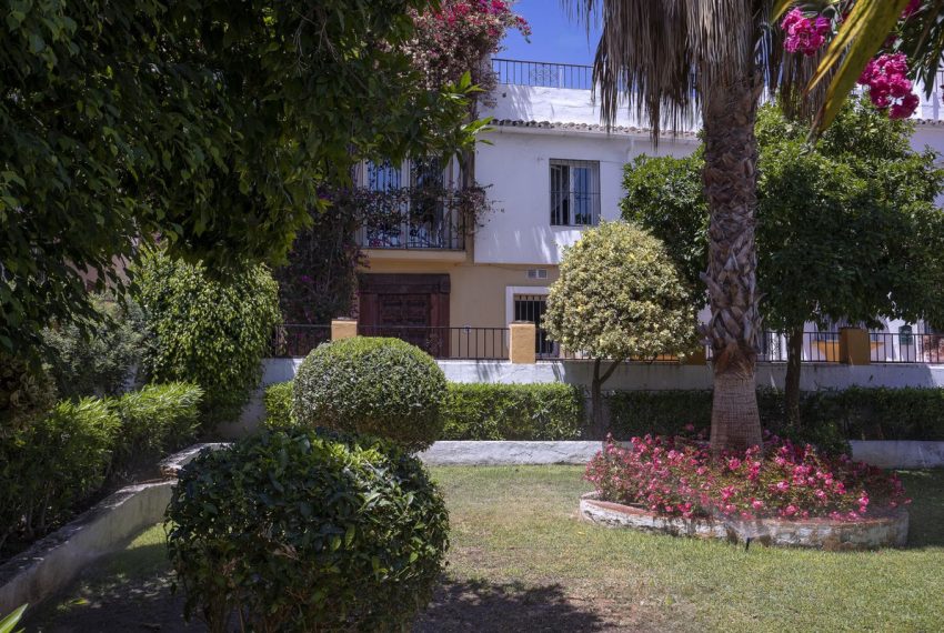 R4841818-Townhouse-For-Sale-Marbella-Terraced-3-Beds-191-Built-1