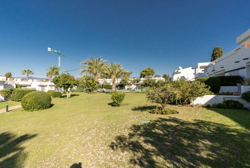 R4857727-Apartment-For-Sale-Nueva-Andalucia-Ground-Floor-3-Beds-100-Built-7