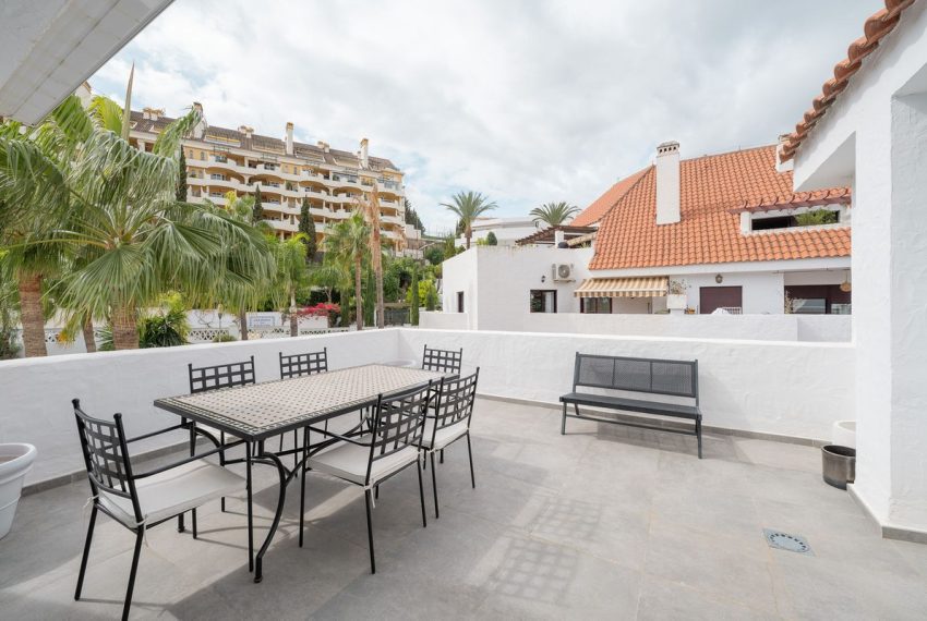 R4859716-Apartment-For-Sale-Nueva-Andalucia-Penthouse-3-Beds-180-Built-15