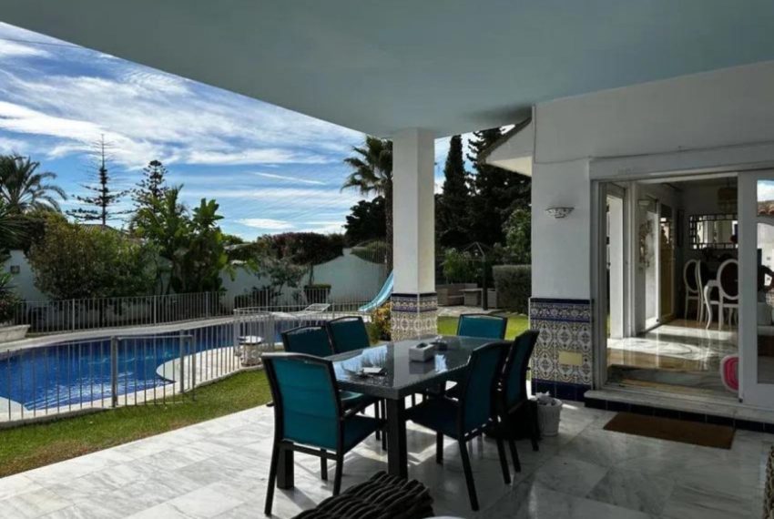 R4862818-Villa-For-Sale-Marbella-Detached-5-Beds-497-Built-11