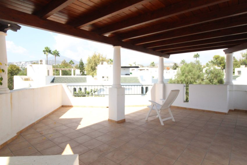 R4870372-Townhouse-For-Sale-Nueva-Andalucia-Terraced-3-Beds-156-Built-2